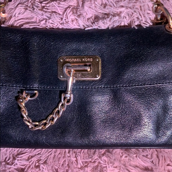 Michael Kors Mini Bag - Picture 2 of 5